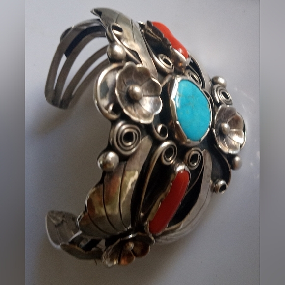 Turquoise Coral VTG Sterling Silver Southwest Signed IB 46 G Cuff Bracelet - Picture 3 of 16